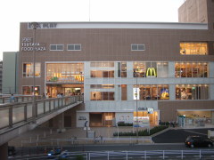 東神奈川駅ビル(14k) 
